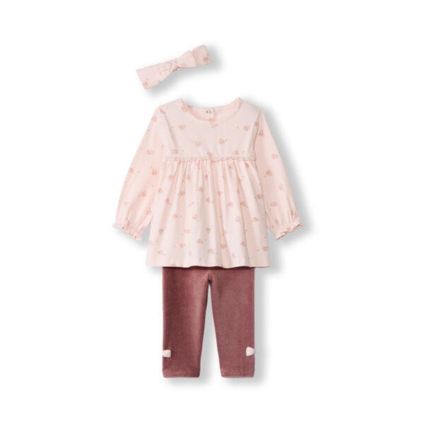 ONE-PIECE SET
