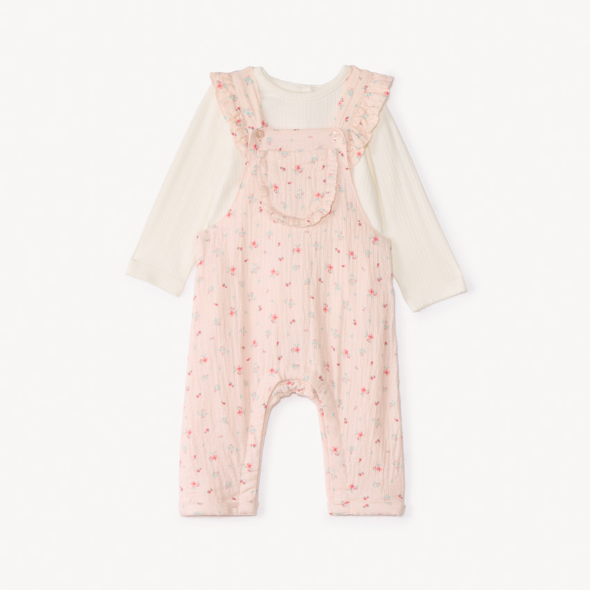 ONE-PIECE SET