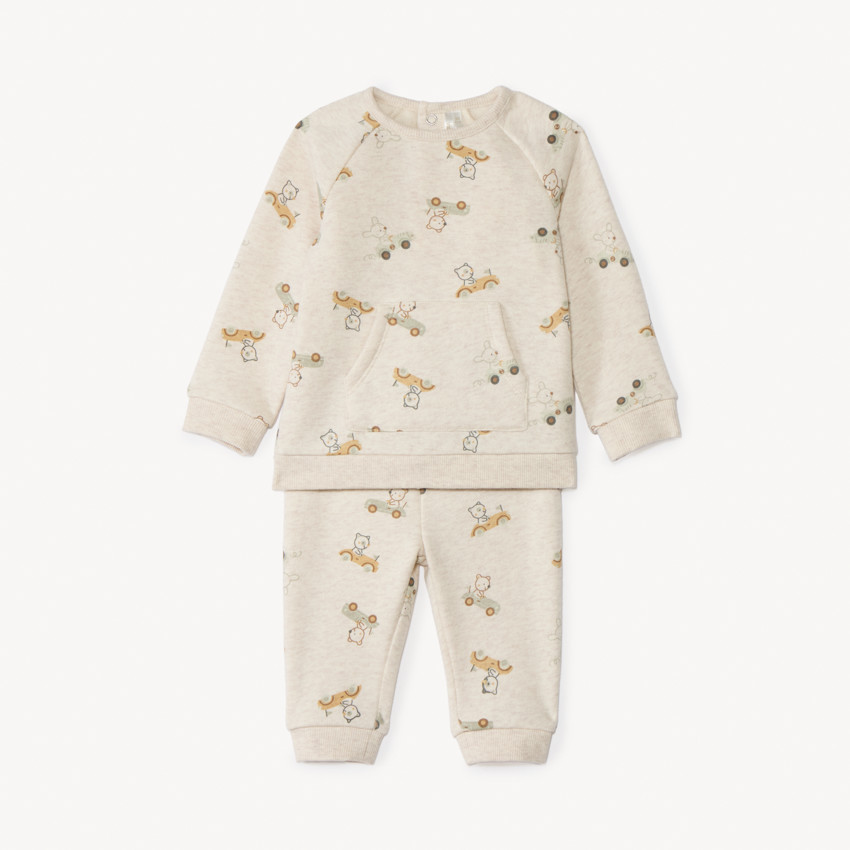 ONE-PIECE SET