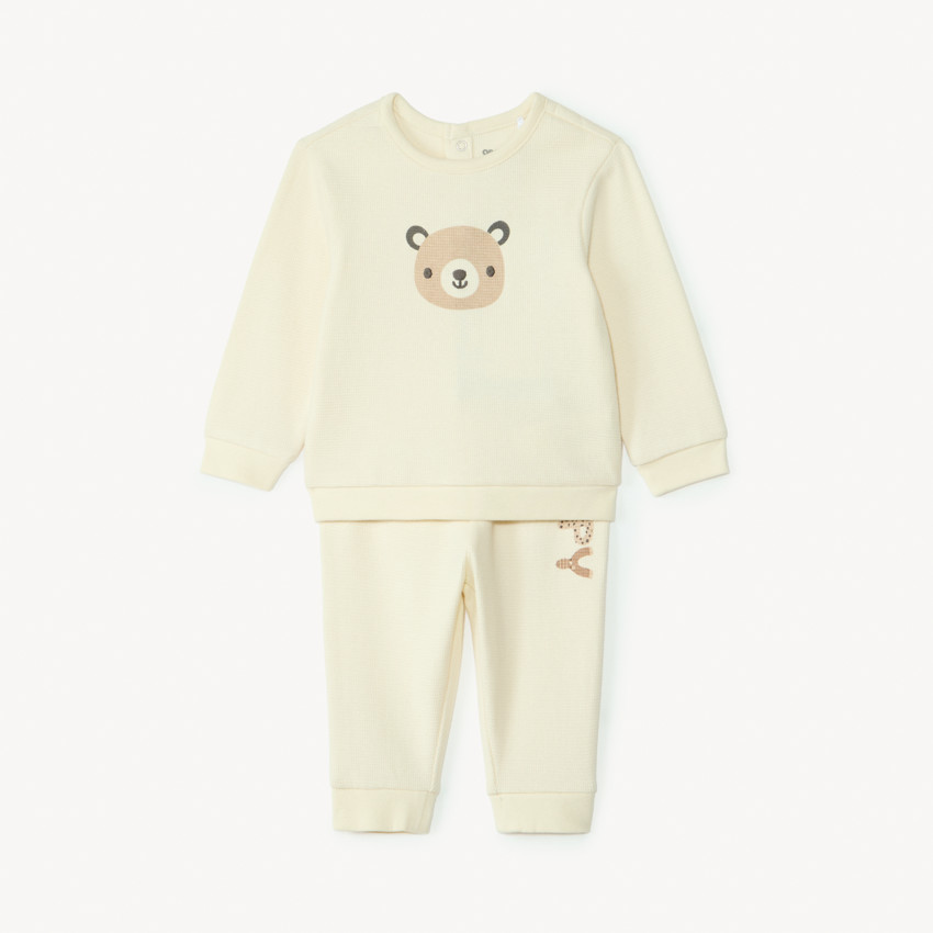 CLOTHING SET